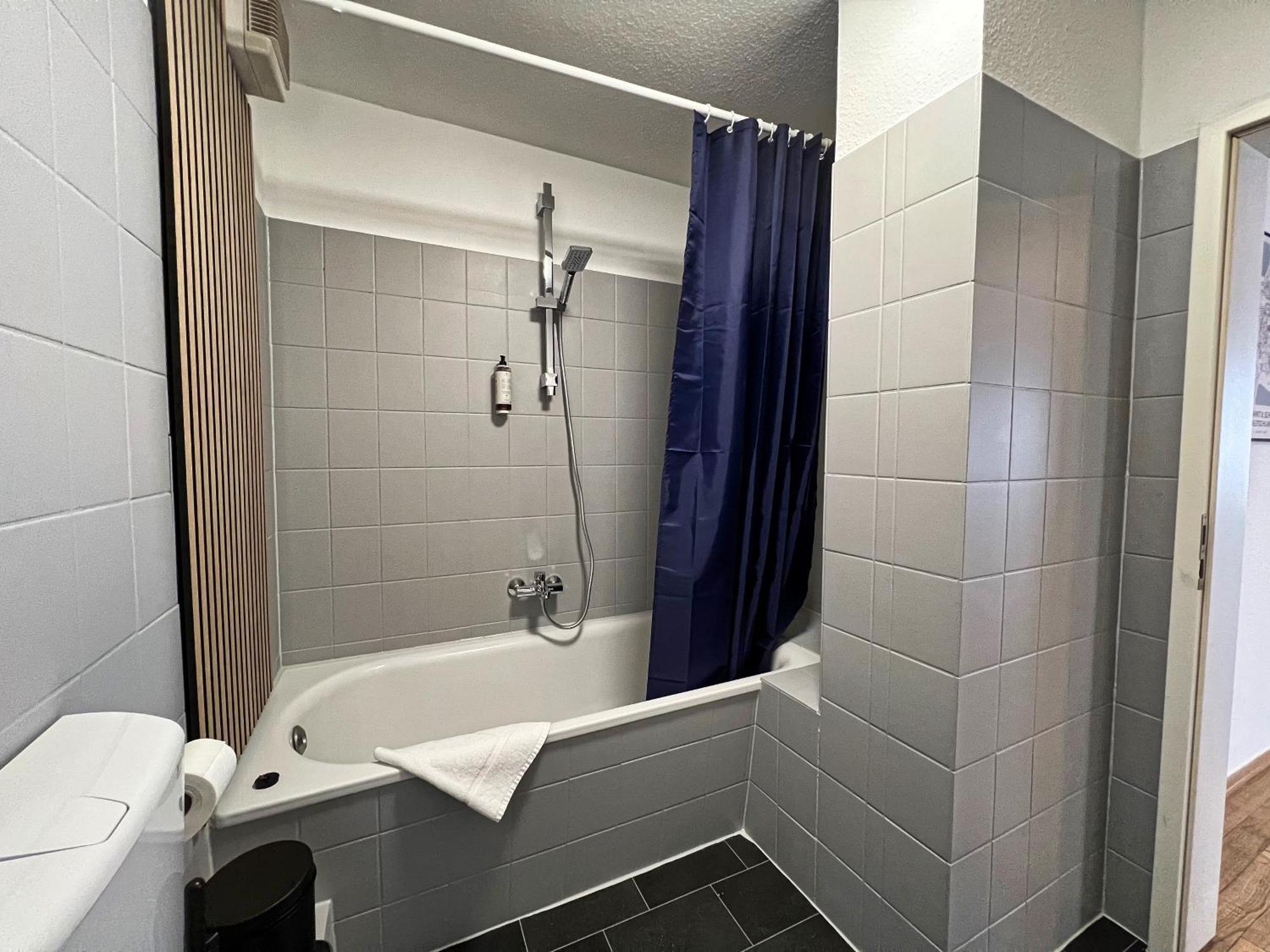 Nr 3 Lichtdurchflutetes Apartment Am Historischen Marktplatz 66 Qm #Cosiness Company 23 Schwerin  Esterno foto